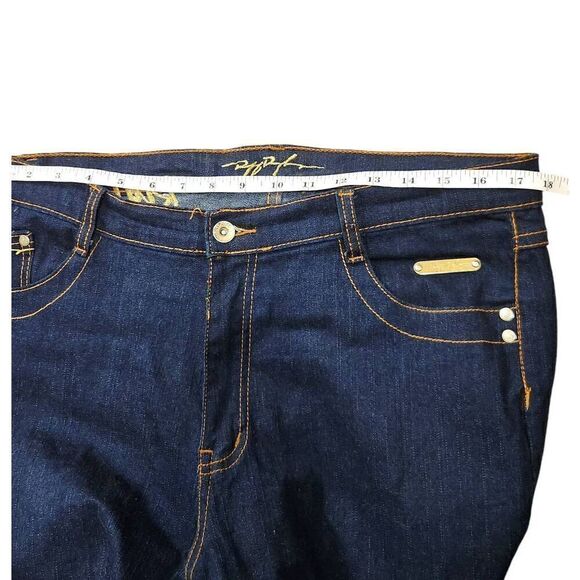 Ruff Ryders Y2K Flare embroidered Jeans size 14 (34x31) dark wash gold accent - Picture 3 of 11